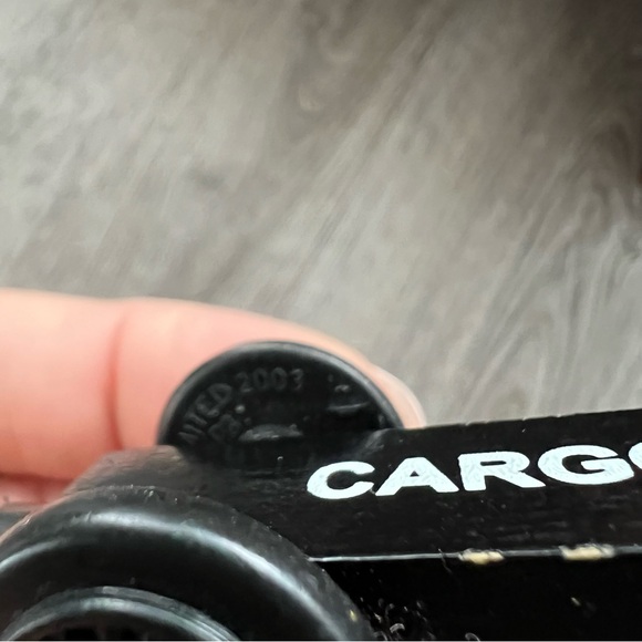 Thomas & Friends Wooden Railway Train Tank Red Cargo Car + Blue Sodor Cargo - Picture 6 of 6